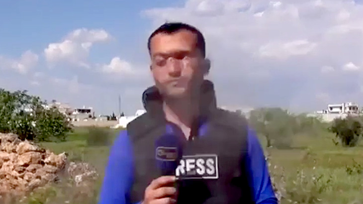 【閲覧注意】戦地で取材していたTVリポーター、銃弾で顔を破壊されてしまう･･･。