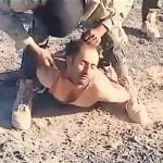 【閲覧注意】ISISが捕虜の首をナイフで切断するグロ動画。