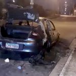 【閲覧注意】燃やされた車の中から何故かバラバラに切断された死体が発見されたグロ動画。