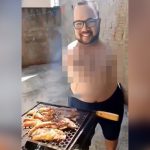 腕の付け根から手が生えた奇形の男性がBBQを楽しむ映像。