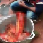 【閲覧注意】バラバラに切断した人間の部位を鍋で煮込む男たち（動画）