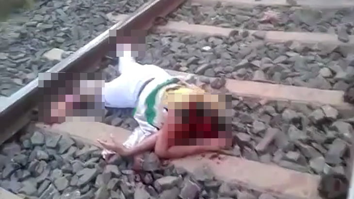 【閲覧注意】電車に轢かれて頭を切断されてしまった女性のグロ動画。