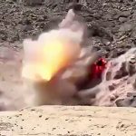 6人の捕虜を遠くからロケット砲で吹き飛ばすISIS（動画）