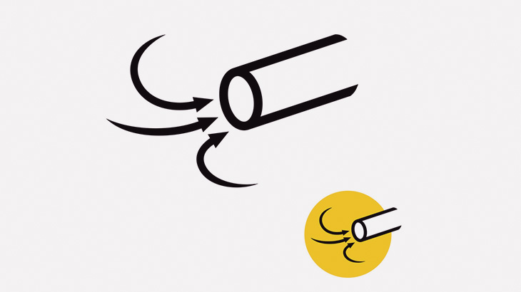 【閲覧注意】パンパンに膨らんだ肥満女性の死体から体液を吸い取る映像