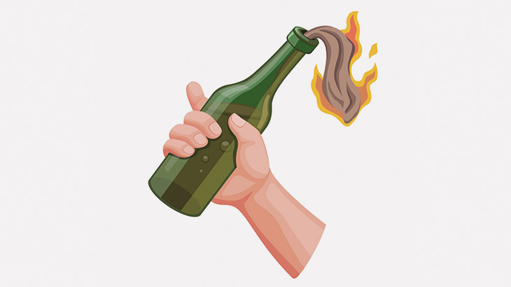 ホームレスの男、絡んできた相手に火炎瓶を投げつけてしまう（動画）