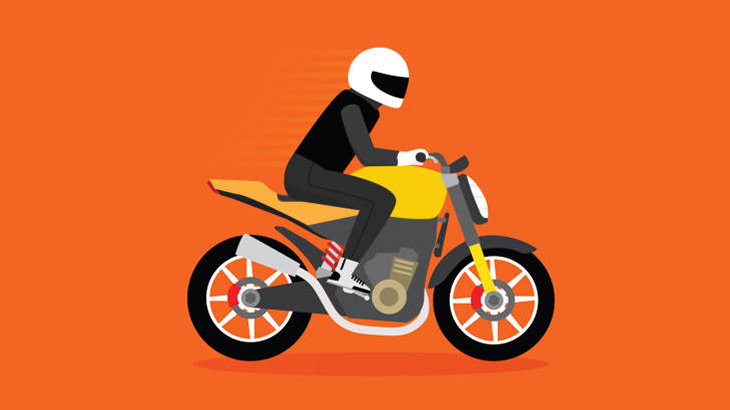 高速道路を走っていたバイク、突然爆発してしまう･･･（動画）