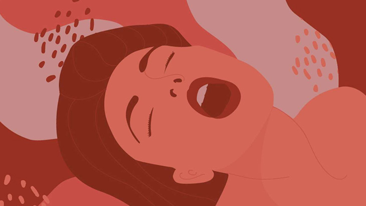 ベッドで寝ていた女性、幽霊にレイプされてしまう（動画）