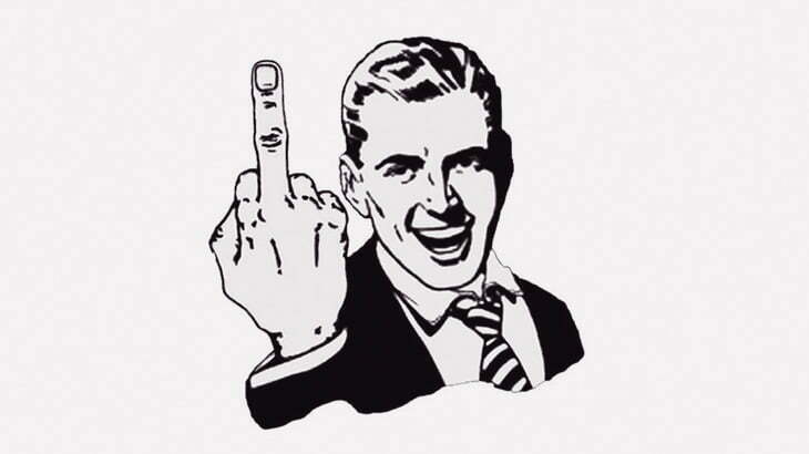 この男の中指、デカすぎる（動画）