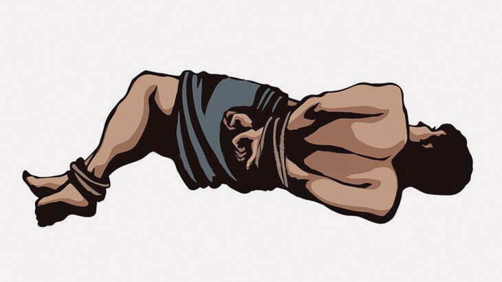 泥棒の男たち、「謎の姿勢でバランスを保ち続ける刑」に処されてしまう（動画）