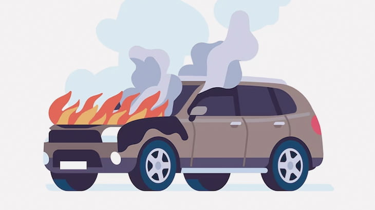 トンネル内で事故った車が炎上 → 女性の叫び声が･･･（動画）