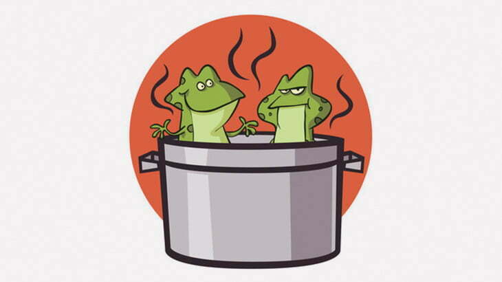 【閲覧注意】女たち「カエル食べるね！」（動画）