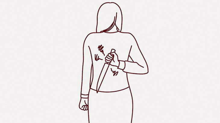 狂った女さん、恋人をナイフで刺しまくってしまう（動画）