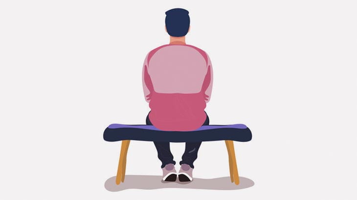 この男の顔、半分だけ歪んでる