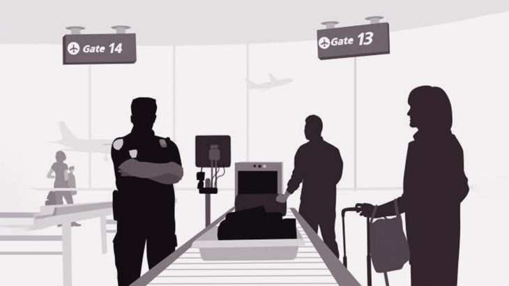 空港の職員、乗客の荷物から物を盗んでしまう（動画）
