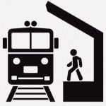 【閲覧注意】駅にいた男、電車とホームの間に挟まれて死亡･･･（動画）