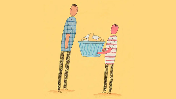 油田で働く身長２１０ｃｍの男、職場の施設が狭すぎる（動画）