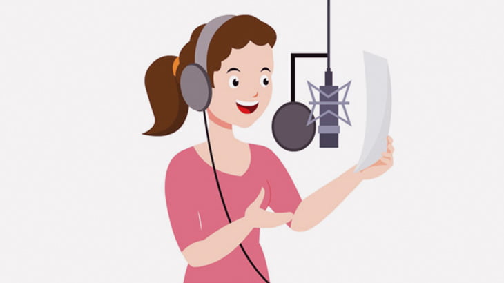アニメ声を活かして声優のお仕事を頑張る外国人お姉さん（動画）
