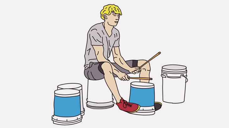 バケツを叩くだけで心地よいリズムを刻むパフォーマンスボーイズ